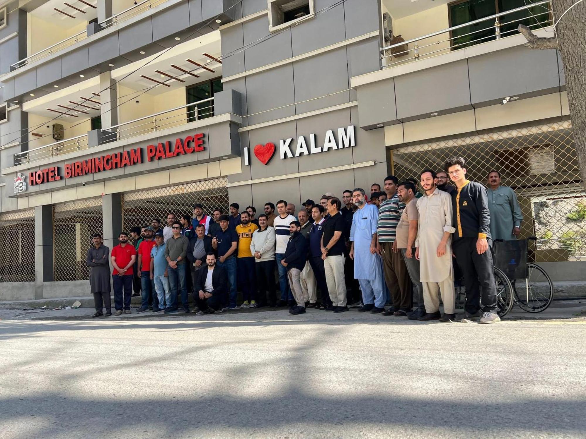 Hotel Birmingham Palace Kalam By Khan Familia Buitenkant foto